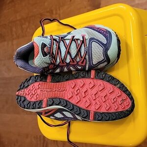 Brooks Cascadia Trail Shoes